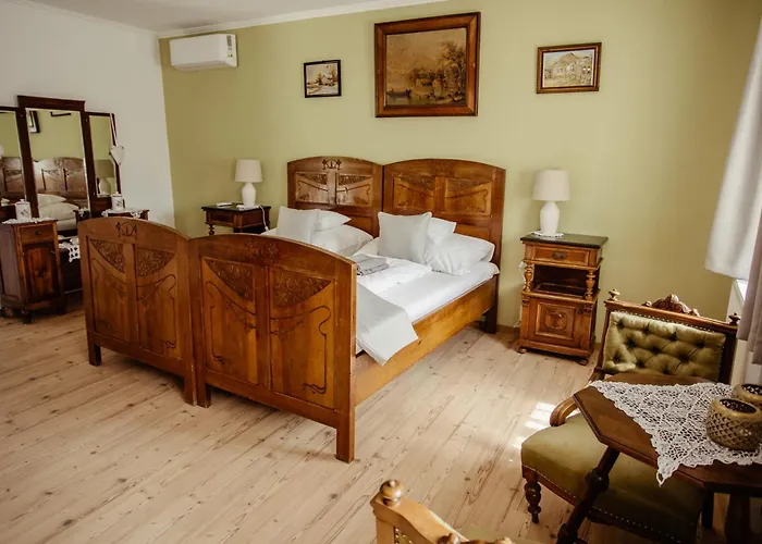 Noresa Etterem Es Panzio 3* Szálka